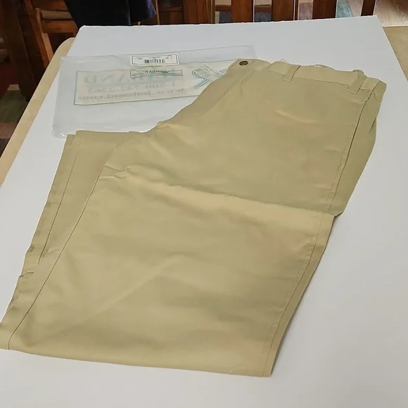 New in pkg Haband mens pants 36L - lightweight khaki - Picture 5 of 7